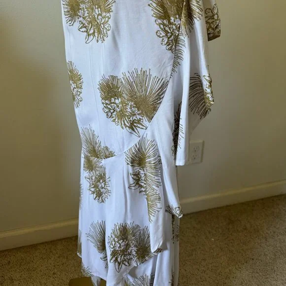 Kahulaleʻa wrap dress - Picture 4 of 7